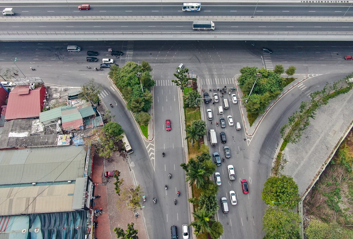 Bán Gấp NHÀ ĐẸP_PHÂN LÔ Ô TÔ Đường Hoàng Quốc Việt, Cầu Giấy, 50m2, Giá 11,5 tỷ