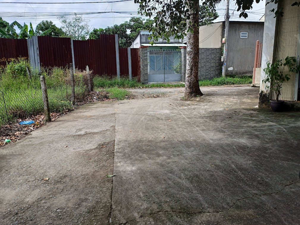 Đất Bửu Hòa, Sổ Hồng Riêng thổ cư 100%,đường xe hơi, gần cty Pouchen,giá rẻ