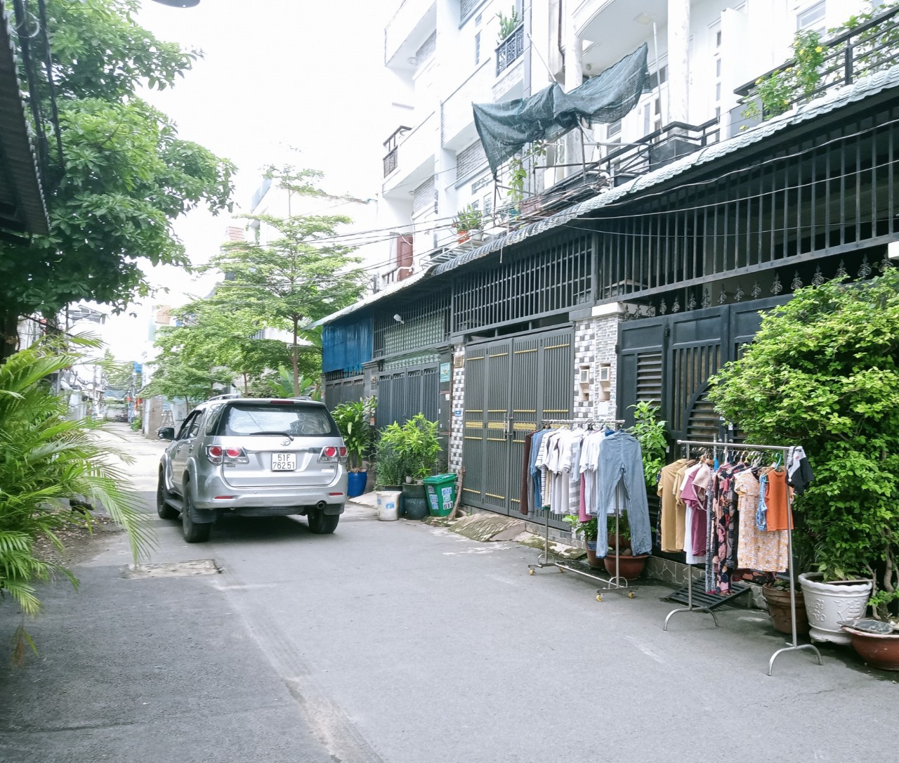 bán nhà ngay chợ Minh phát Thạnh xuân 22 Quận 12 hẻm xe hơi 52m2 3 tầng chỉ 4 tỷ nhẹ