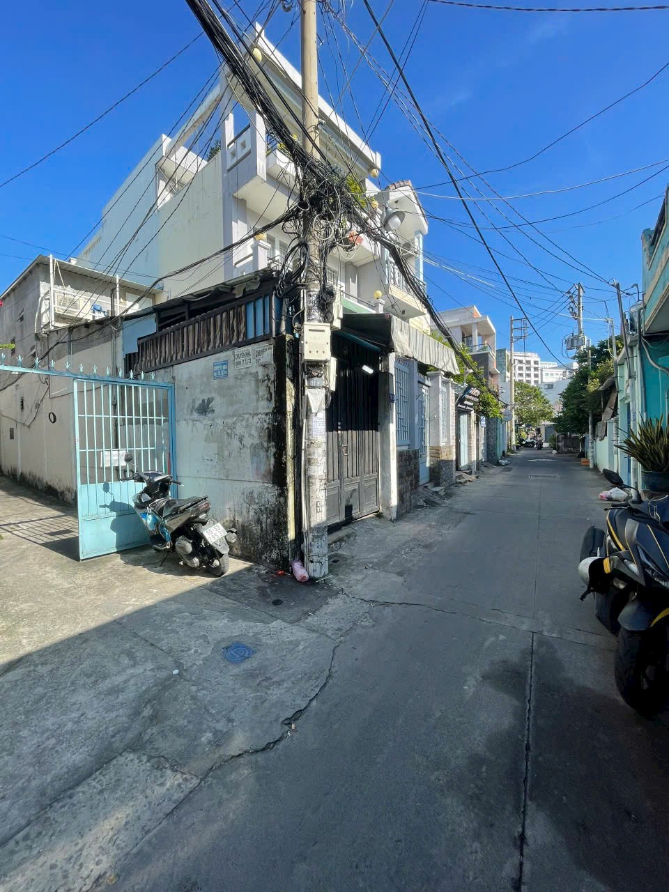 Bán nhà Lê lợi p4 gò vấp, hẻm xe hơi, kinh doanh buôn bán sầm uất.