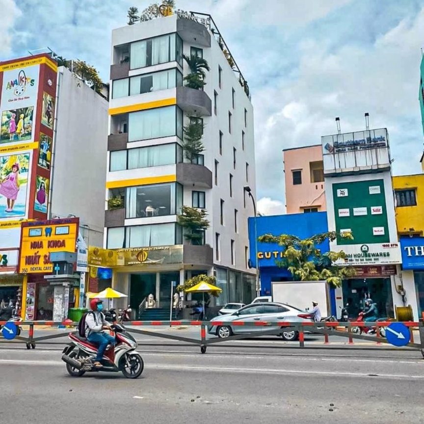 Bán Khuôn Đất Siêu Khan Hiếm Mặt Tiền Cộng Hoà, Q.Tân Bình
