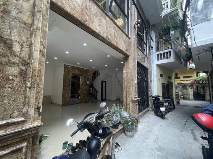 8 TẦNG THANG MÁY PHỐ TÔN ĐỨC THẮNG 50M – MẶT TIỀN 7.1M – 10.8 TỶ.