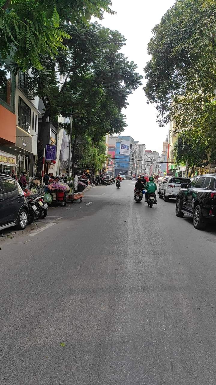 BÁN NHÀ MẶT NGÕ TRUNG PHỤNG 17M – 3 TẦNG – 1.8 TỶ.