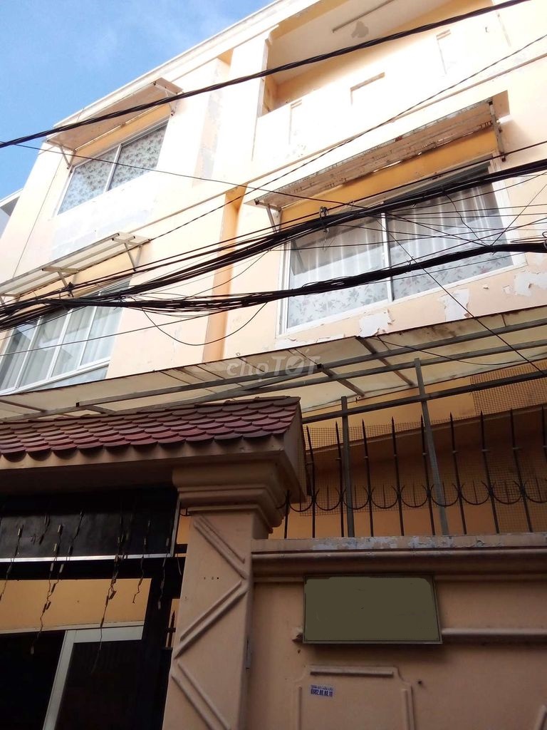 Nhà Hẻm 281 Tân Kỳ Tân Quý, 10x7m, 3 phòng ngủ