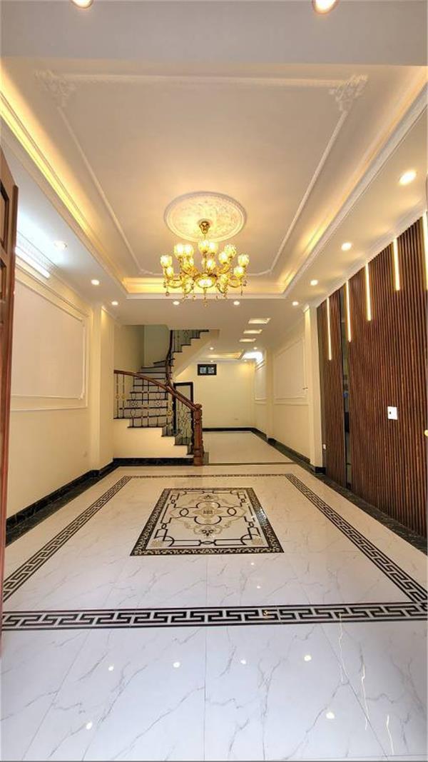 Nhà Long Biên, Aeon, ngõ ô tô 35m2, 5 tầng, 2.87 tỷ.