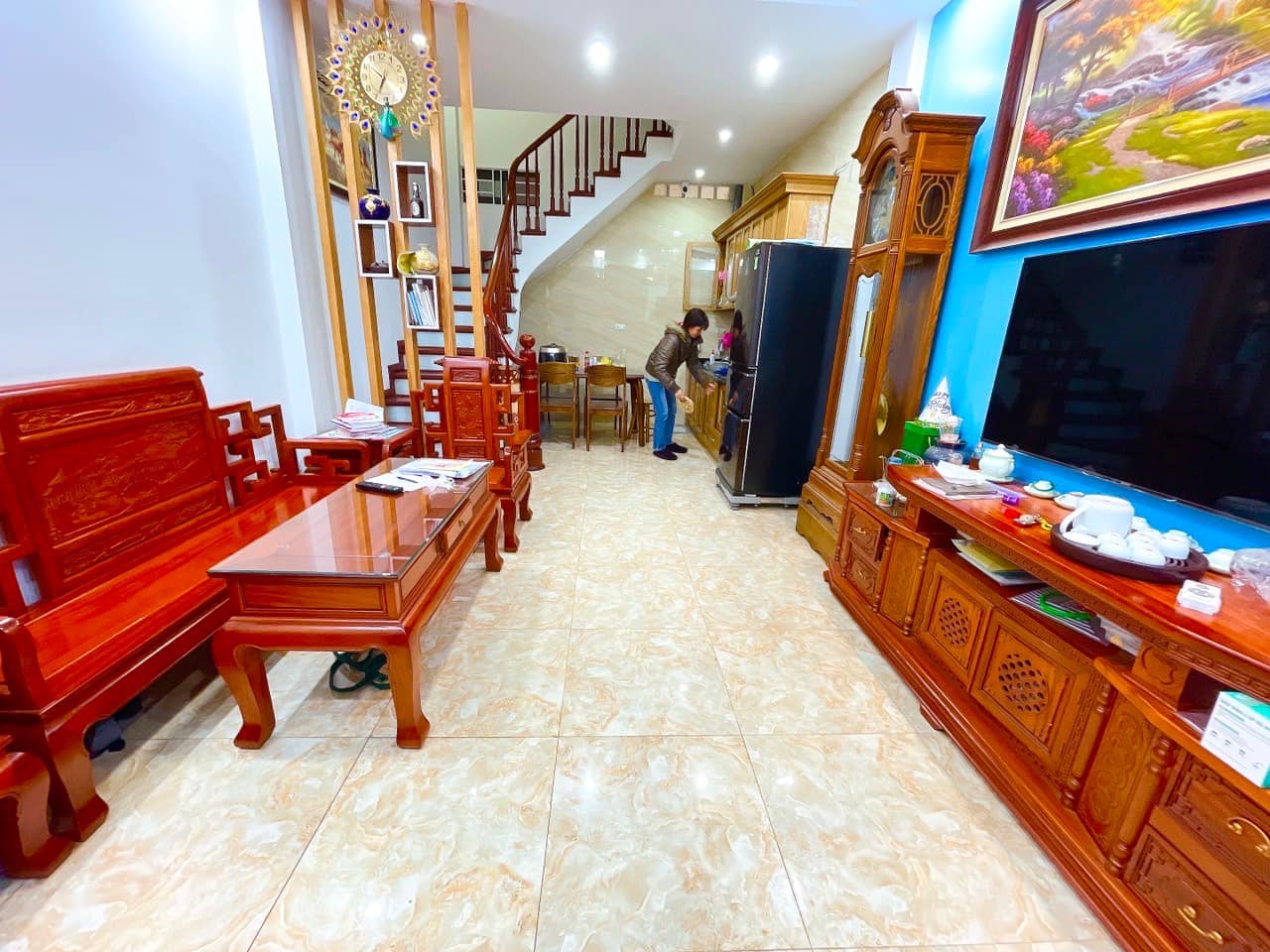 Bán Nhà Dân Xây, Nguyễn Văn Cừ, Long Biên 35m2, 4T giá 3,9 tỷ