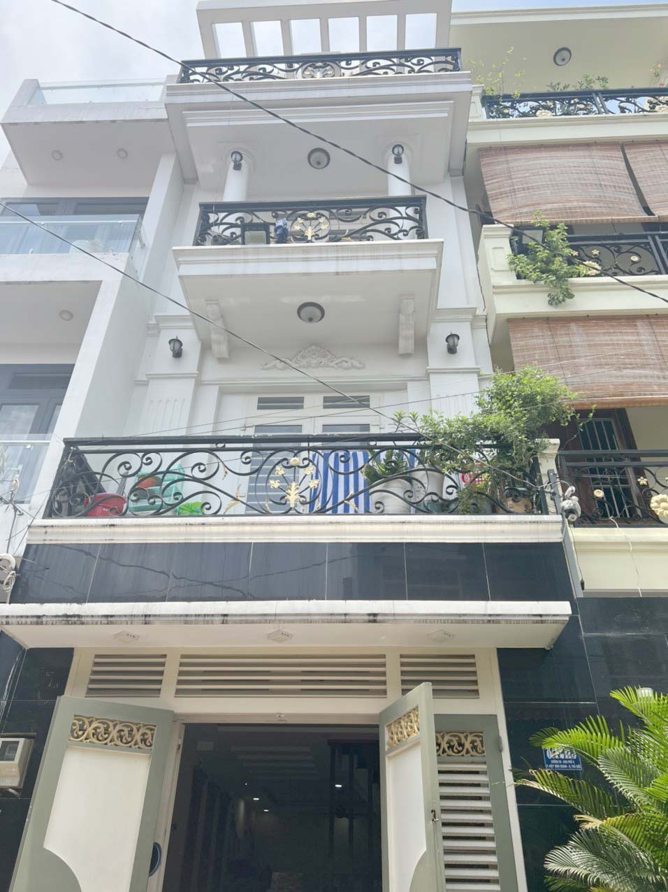 Bán nhà hẻm xe hơi tặng nội thất gần Phạm Văn Đồng_Hiệp Bình Chánh_Giá chỉ 6,3 tỷ