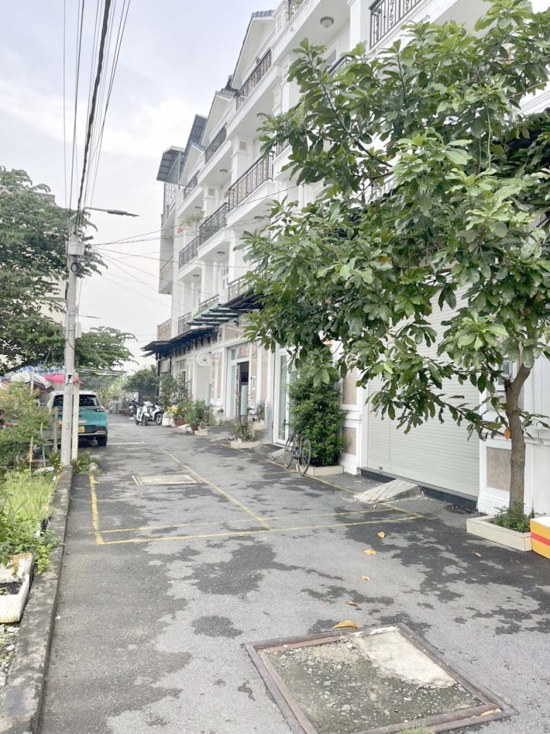 Bán nhà HẺM XE HƠI gần chợ Hiệp Bình_Hiệp Bình Chánh_Thủ Đức_Giá chỉ 6 tỷ