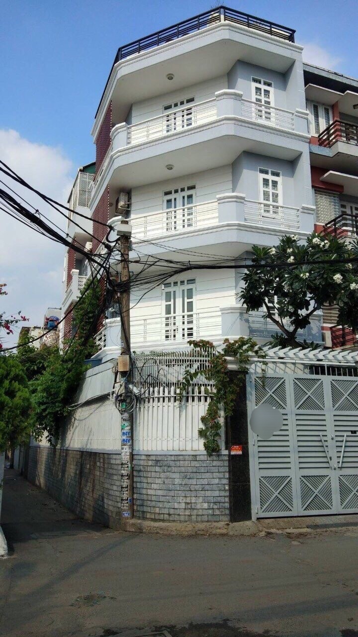 NHÀ 2 MẶT TIỀN NGAY EMART2 PHAN HUY ÍCH - P14 - CHỈ NHỈNH 8 TỶ.