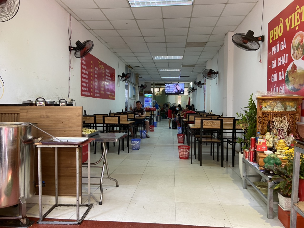 Cho thuê nhà 2 tầng Tứ Hiệp, Thanh Trì kinh doanh tốt.