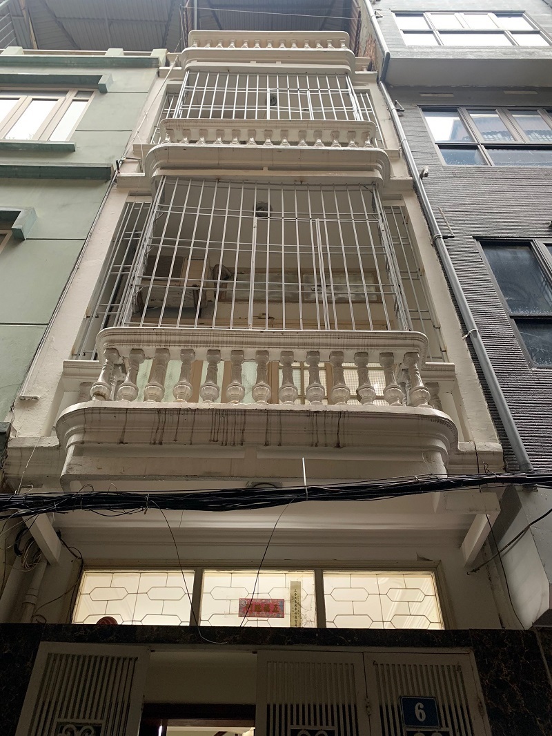 Chính chủ cho thuê nhà tại số 6 Ngõ 300, Đường Bạch Đằng, Hoàn Kiếm, Hà Nội.