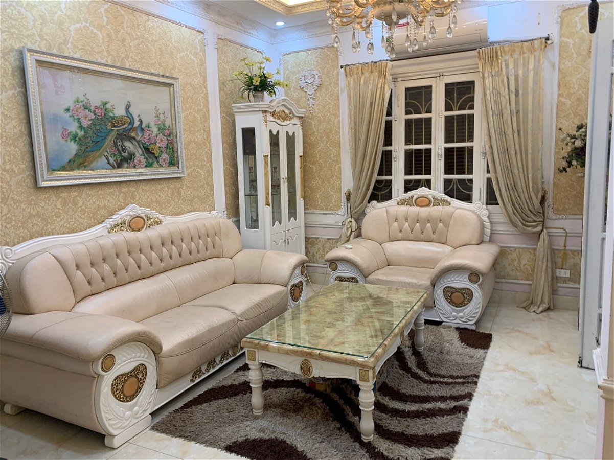 Bán nhà Phố Phùng Chí Kiên, Cầu Giấy 60 m2, 5 tầng, 20m ra phố, ô tô vào, ở sướng.