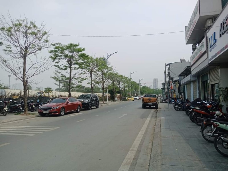 BÁN TÒA TT TCSK, TIỆC CƯỚI 6 TẦNG 670M2 GIÁ CHỈ 202TR/M2 ĐẤT, TẶNG KO TÒA NHÀ KT DÒNG TIỀN