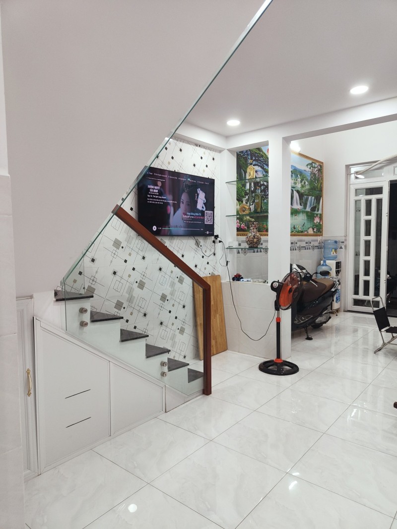 NHÀ MỚI _ CHÍNH CHỦ 1 ĐỜI 20 NĂM_ HẺM XE HƠI 1 TRỤC - HÀ HUY GIÁP- THẠNH LỘC- Q12 - DT 55/50m2( 4x14) - GIÁ CHỈ 3,55 tỷ.