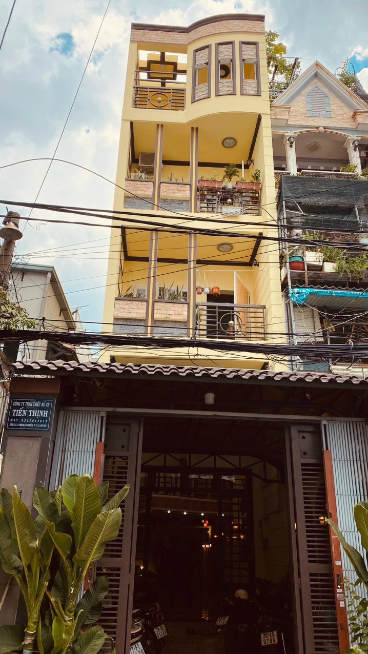 100M2 - NHÀ 4 TẦNG Ở - P9 - GÒ VẤP- GIÁ CHỈ 7 TỶ 9 - HẺM XE HƠI THÔNG. CÓ DÒNG TIỀN SẴN HÀNG THÁNG.