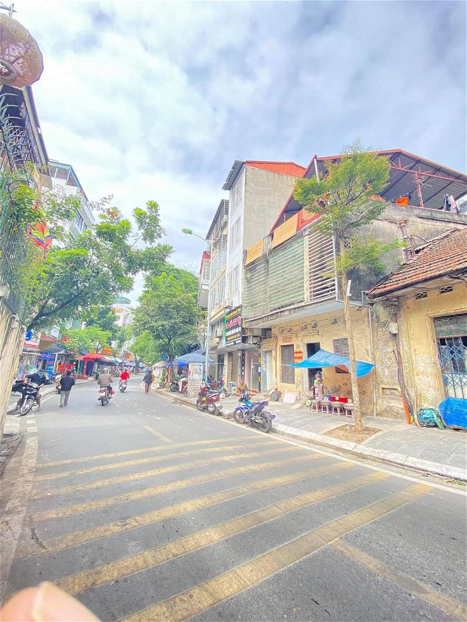 Bán Nhà Mặt Phố Thụy Khuê Quận Tây Hồ. 88m Mặt Tiền 5.6m Nhỉnh 18 Tỷ. Cam Kết Ảnh Thật Mô Tả Chính Xác. Chủ Muốn Bán