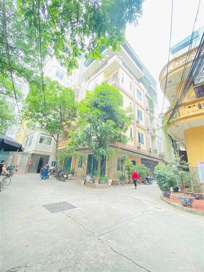 Bán Nhà Phố Xã Đàn Quận Đống Đa. Sổ 41m Thưc Tế 55m Mặt Tiền 6.5m Nhỉnh 11 Tỷ. Cam Kết Ảnh Thật Mô Tả Chính Xác. Chủ