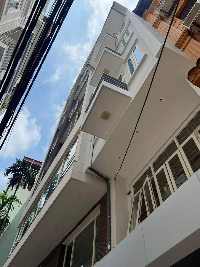 Bán Nhà Phố Pháo Đài Láng Quận Đống Đa. 44m Xây 5 Tầng Mặt Tiền 4m Nhỉnh 10 Tỷ. Cam Kết Ảnh Thật Mô Tả Chính Xác. Chủ