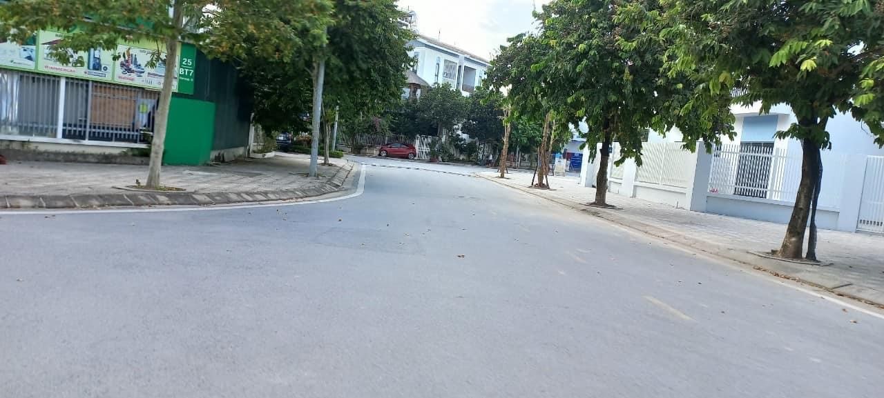 Chú Hoàng Chủ nhà cần bán gấp căn Liền Kề Foresa Xuân Phương, Nhỉnh 12 Tỷ