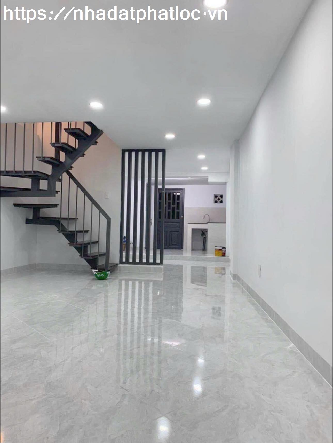 GIẢM MẠNH 350TR - GIÁ CHÀO MỚI 4.4 TỶ, 40m2, Trường Chinh, P. 4, Tân Bình