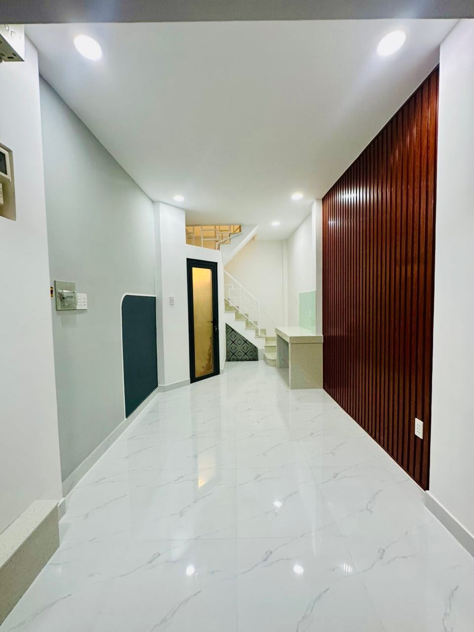 Nhà đẹp Quận 10, Hẻm thông Hòa Hưng – CMT8, 4 tầng nhỉnh 3 tỷ