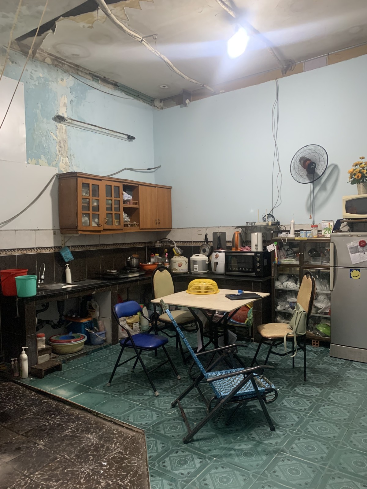 Bán gấp nhà Cấp 4 Hòa Hảo Quận 10 44m2 tiện xây mới làm chdv.