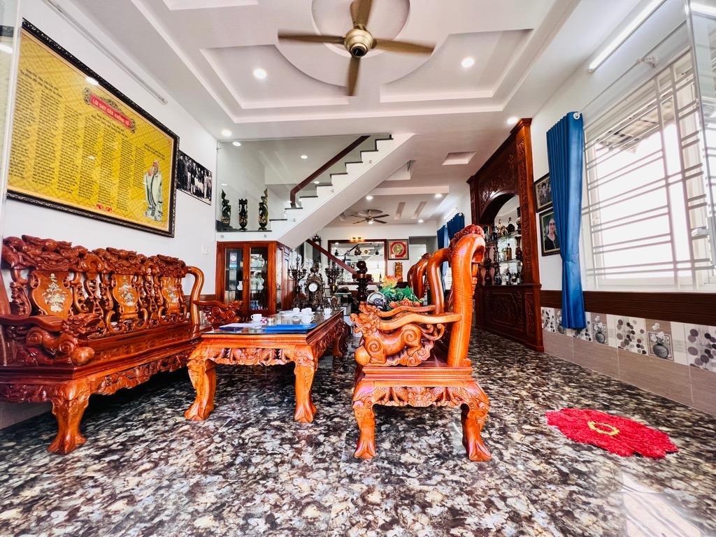 Bán Gấp Nhà 2 Tầng, 189M2, Gần Bệnh Viện Quận 12, Gíap Gò Vấp, Tân Bình, Gía Rẻ