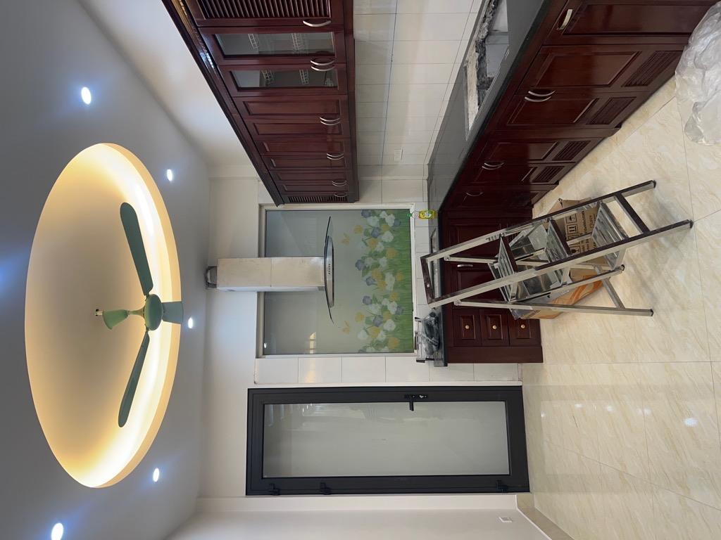 Thạch Cầu 34 m 4 tầng 3.05 tỷ SÁT CẦU CHƯƠNG DƯƠNG