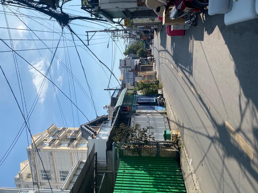 Bán Gấp NhàTiền Kinh Doanh, Ngang 6,2m, 190m2, Đông Hưng Thuận, Trường Chinh, Quận 12 Hơn 9 Tỷ