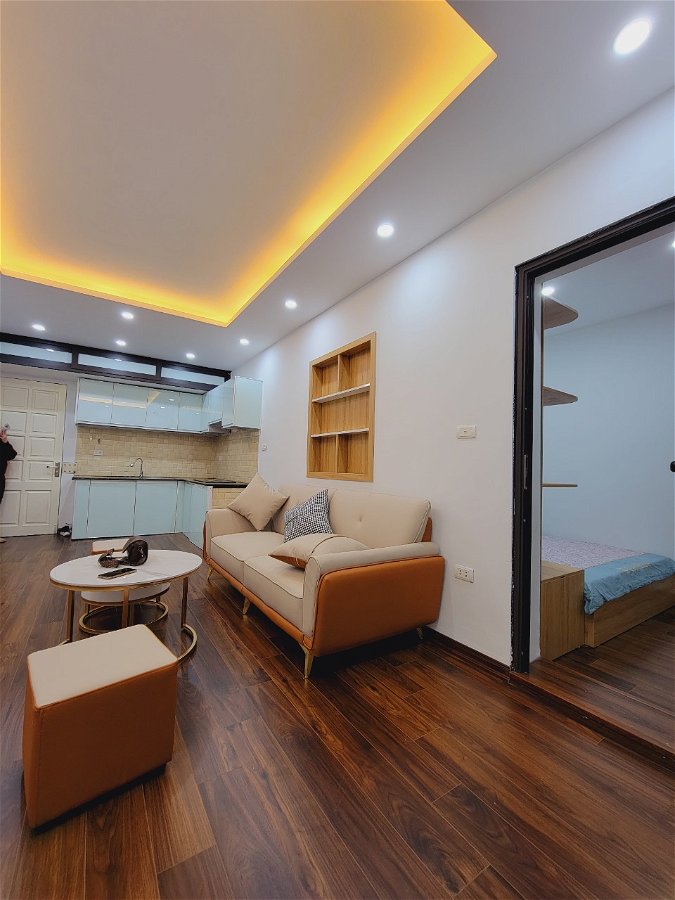 Tập Thể mặt phố Minh Khai, ô tô đỗ, full nội thất, an ninh tuyệt đối 70m với 2 ngủ.SĐCC.