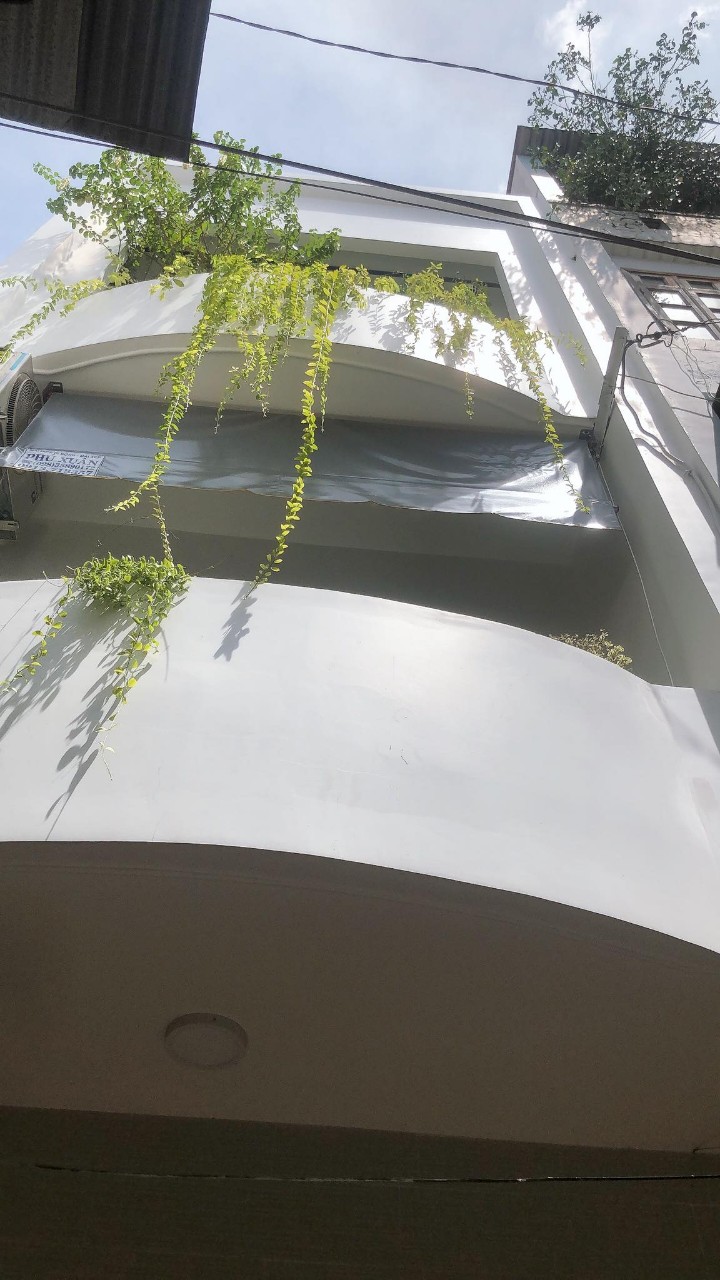 Hiếm Cư Xá Lữ Gia Quận 11- 32m2 - 2 tầng - HXH lắc đầu sát MT