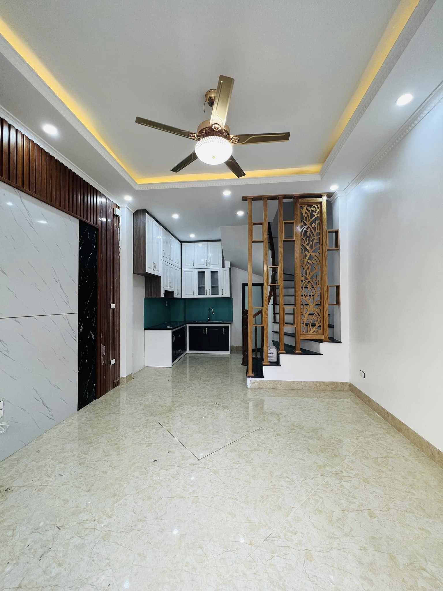 296 MINH KHAI_LÔ GÓC_MẶT NGÕ THÔNG_33M2_3.79 TỶ