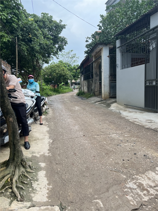 bán 81m đất Thị trấn chúc sơn - gần bệnh viện huyện chính chủ