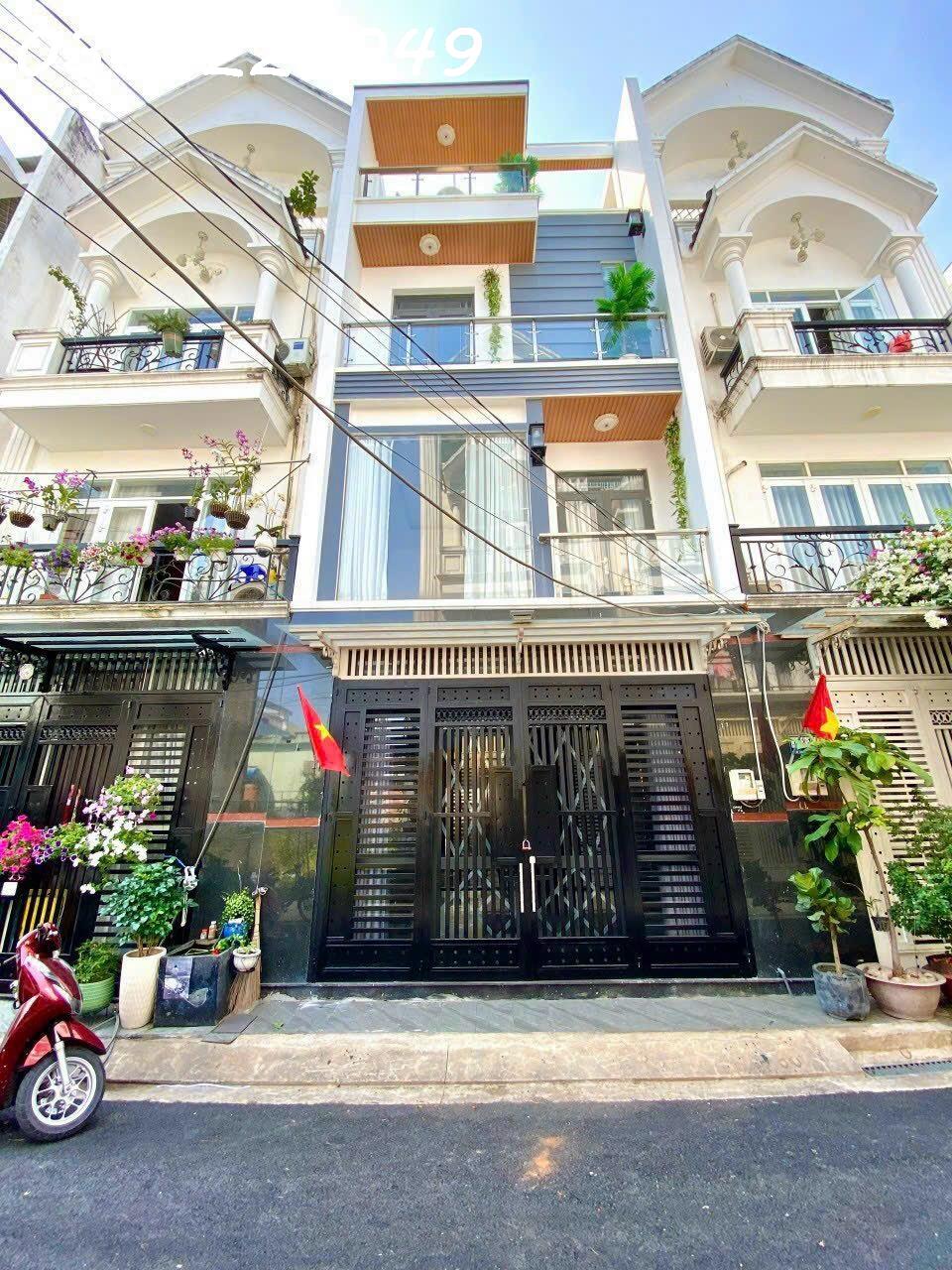 Nhà 4 tầng khu hành chính thị trấn Nhà Bè- Đường nhựa trước nhà 6m khu an ninh