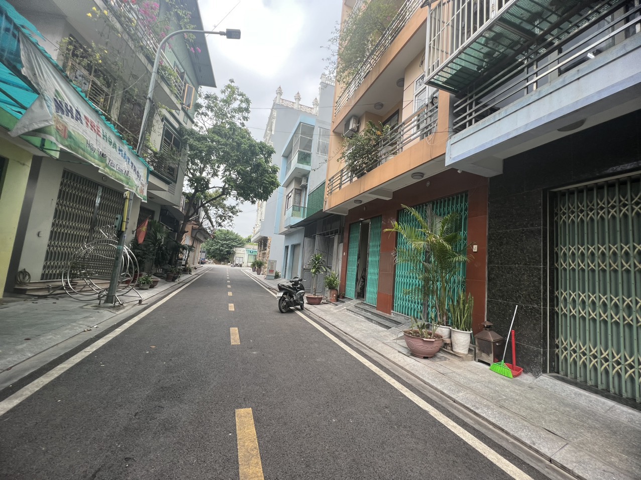 ##CỰC SỐC GIÁ FO CỰC KỲ # CÂ N # B. ÁN # GIÁ chỉ nhỉnh 1 tỷ có ngay nhà 3 tầng mới DT 60 M MT 5 M Đường 2 ô