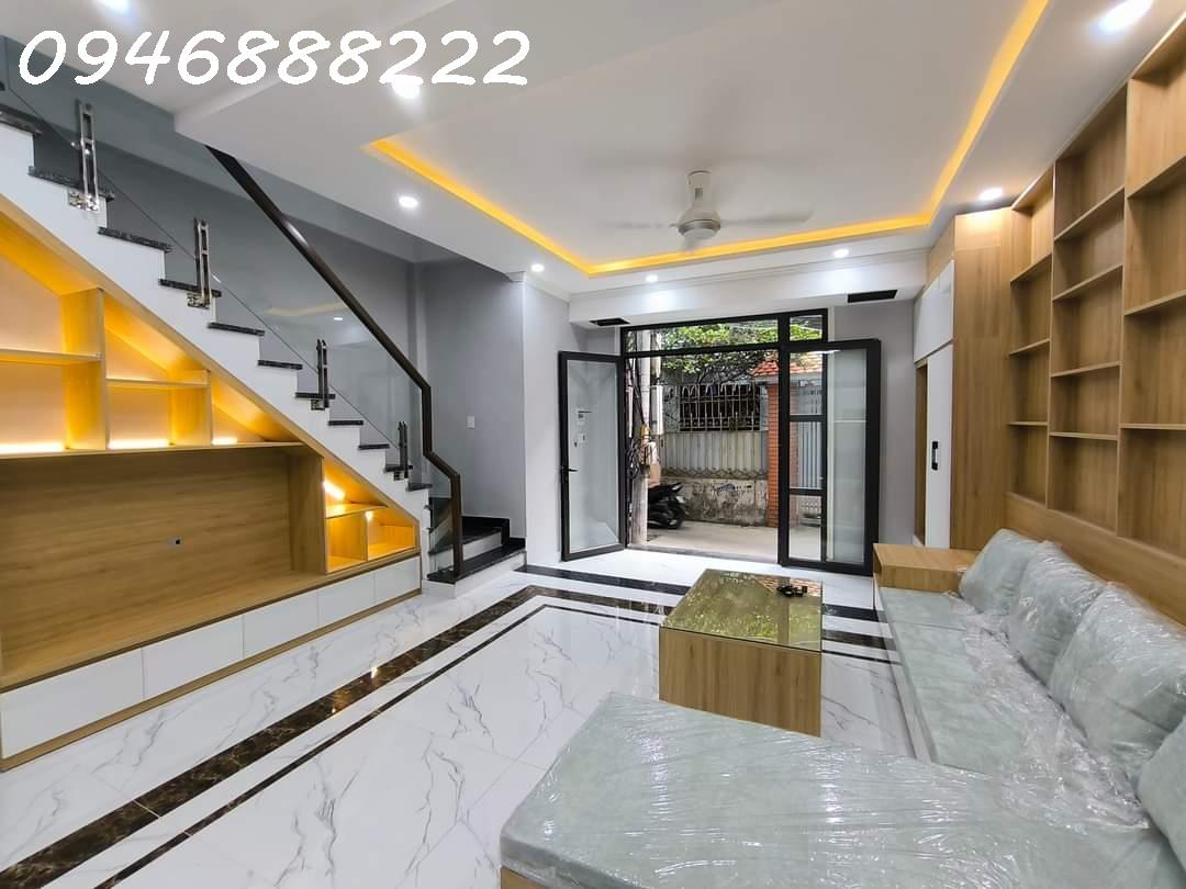 Bán nhà phố Nguyễn Trãi , gần công viên máy Tơ , nhà mặt ngõ xây mới đầy đủ công năng