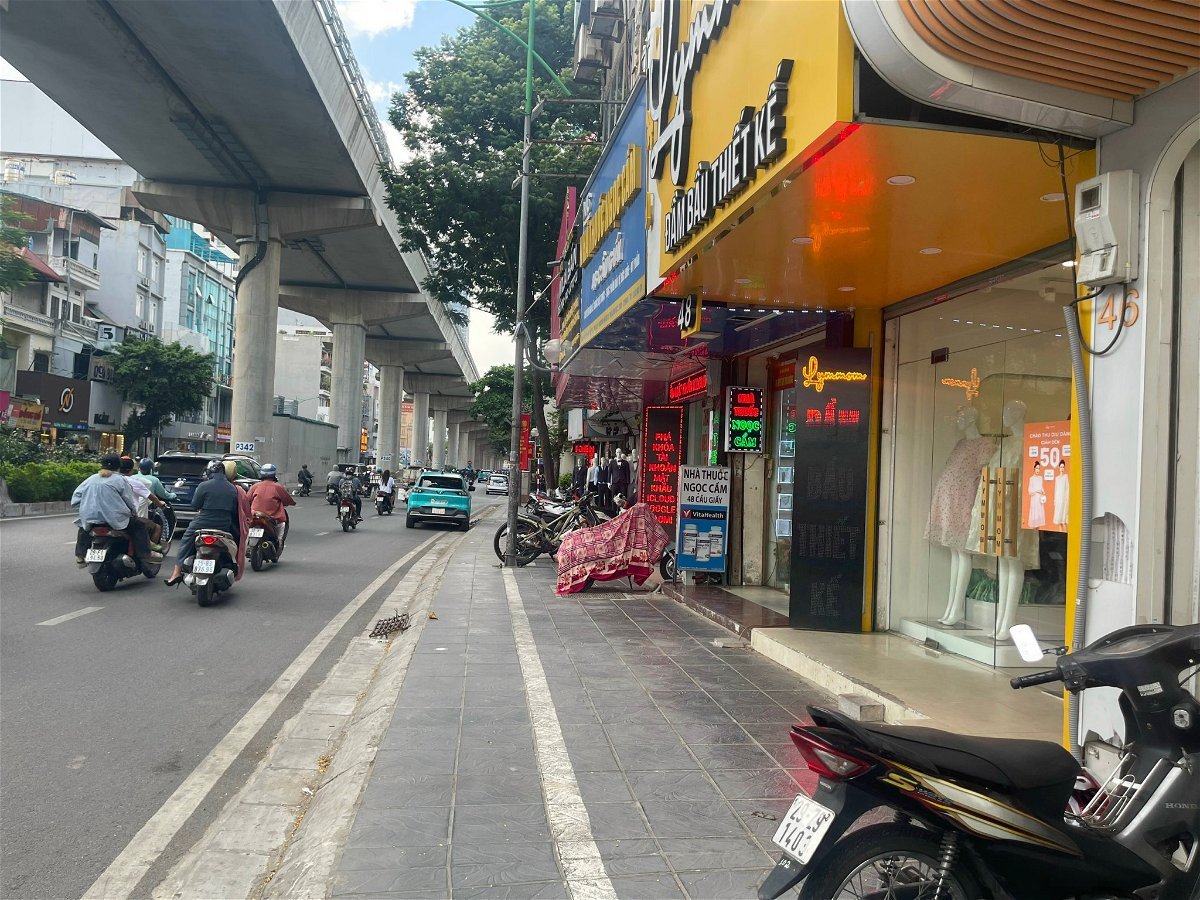 Bán Nhà Mặt Phố Cầu Giấy Quận Cầu Giấy. Sổ 29m Thực Tế 31m Xây 5 Tầng Nhỉnh 18 Tỷ. Cam Kết Ảnh Thật Mô Tả Chính Xác.