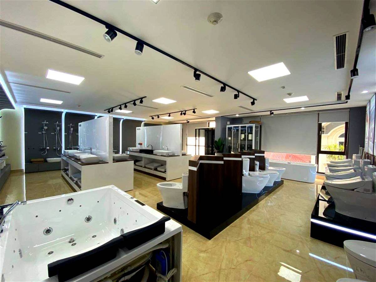 Bán Nhà Mặt Phố Hoàng Quốc Việt Quận Cầu Giấy. 291m Xây 9 Tầng Mặt Tiền 8m Nhỉnh 160 Tỷ. Cam Kết Ảnh Thật Mô Tả Chính