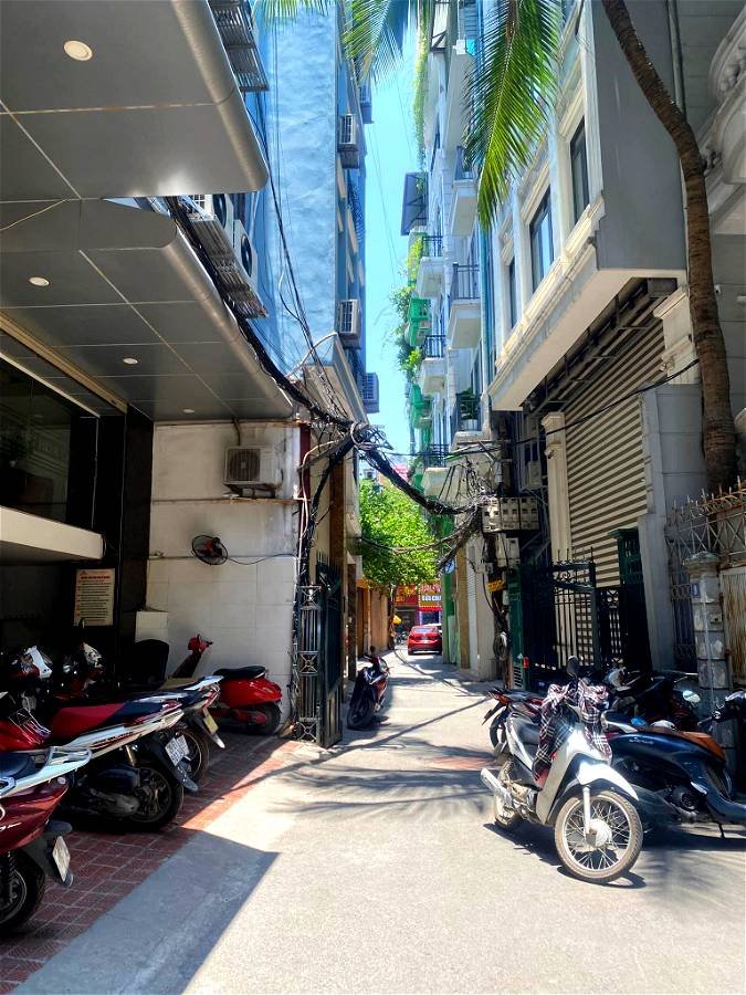 Bán Nhà Phố Thái Hà Quận Đống Đa. 93m Xây 6 Tầng Mặt Tiền 12m Nhỉnh 19 Tỷ. Cam Kết Ảnh Thật Mô Tả Chính Xác. Chủ Cần