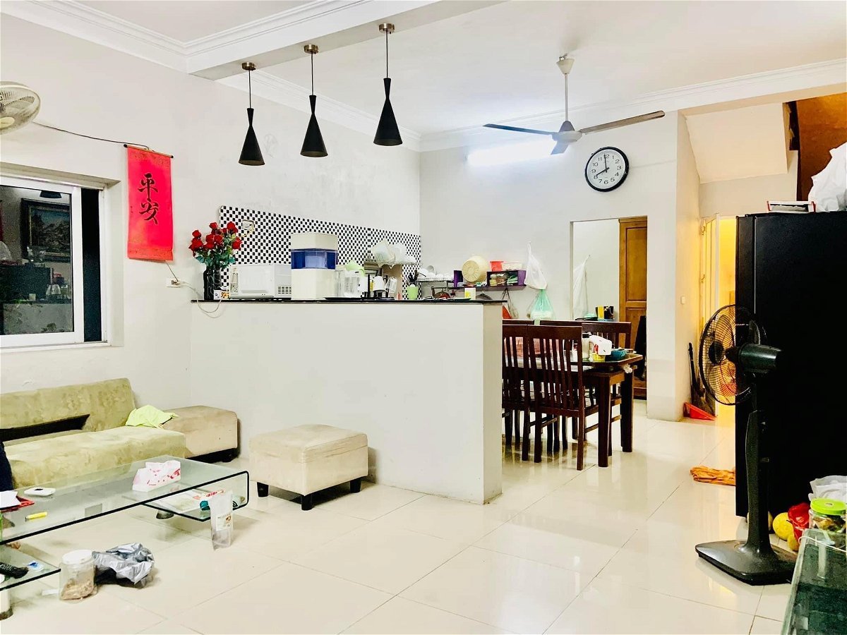 Bán Nhà Mặt Phố Âu Cơ Quận Tây Hồ. Sổ 79m Thực Tế 90m Mặt Tiền 6.3m Nhỉnh 15 Tỷ. Cam Kết Ảnh Thật Mô Tả Chính Xác. Chủ