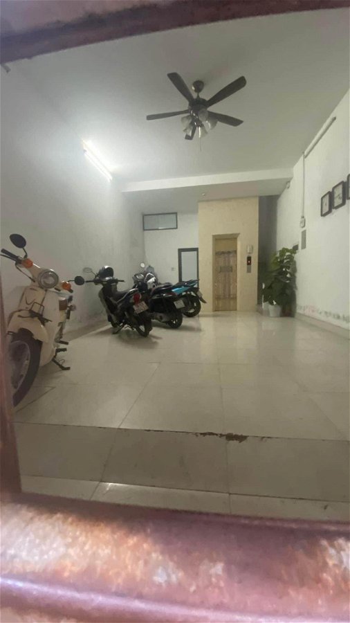 Bán Nhà Phố Âu Cơ Quận Tây Hồ. 48m Xây 6 Tầng Mặt Tiền 4.5m Nhỉnh 10 Tỷ. Cam Kết Ảnh Thật Mô Tả Chính Xác. Chủ Thiện