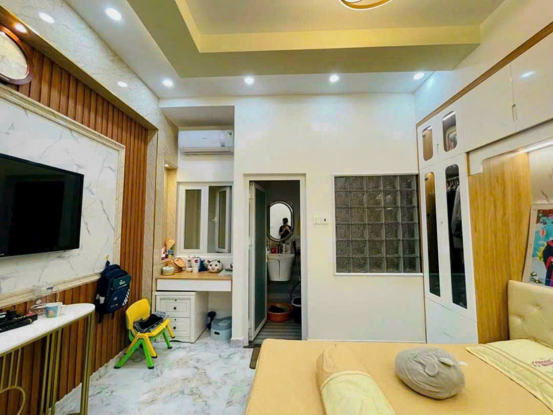 Bán nhà Lê Văn Thọ 5x18m Cấp 4 Giá 7 tỷ NGAY CHỢ HXH THÔNG
