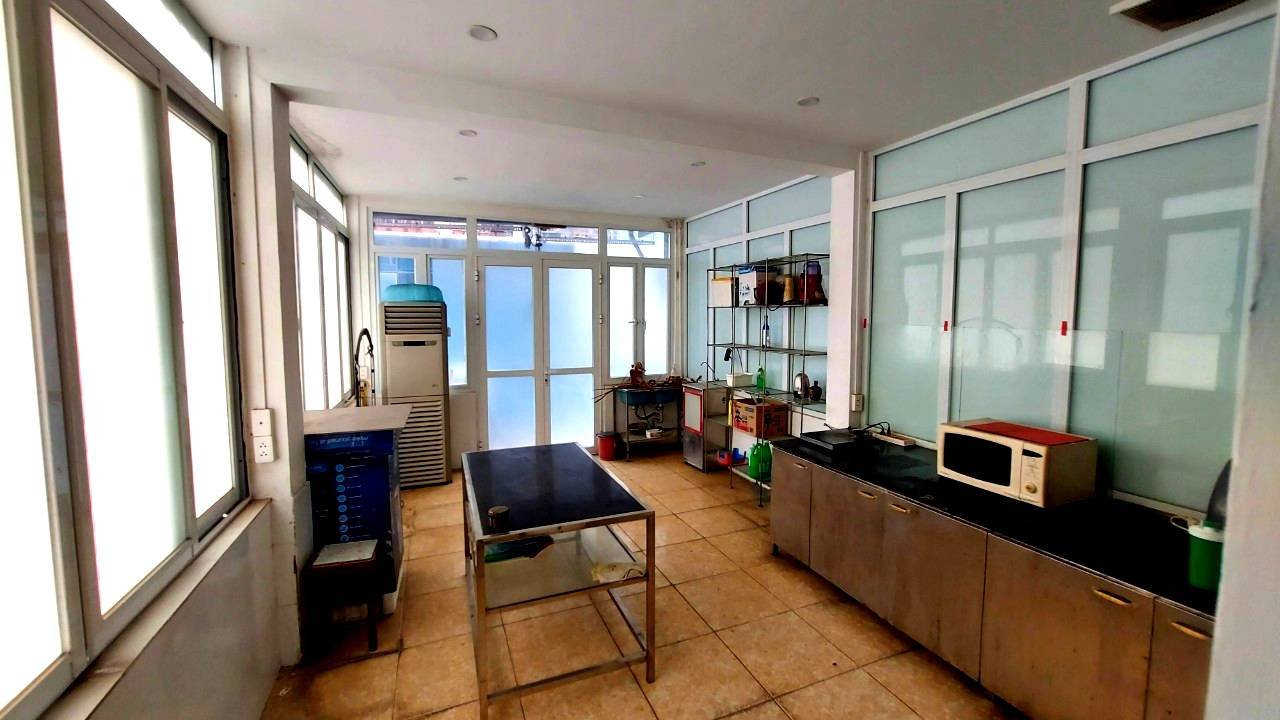 Bán Nhà Phố Thái Hà Quận Đống Đa. 58m Xây 5 Tầng Mặt Tiền 4m Nhỉnh 14 Tỷ. Cam Kết Ảnh Thật Mô Tả Chính Xác. Chủ Cần