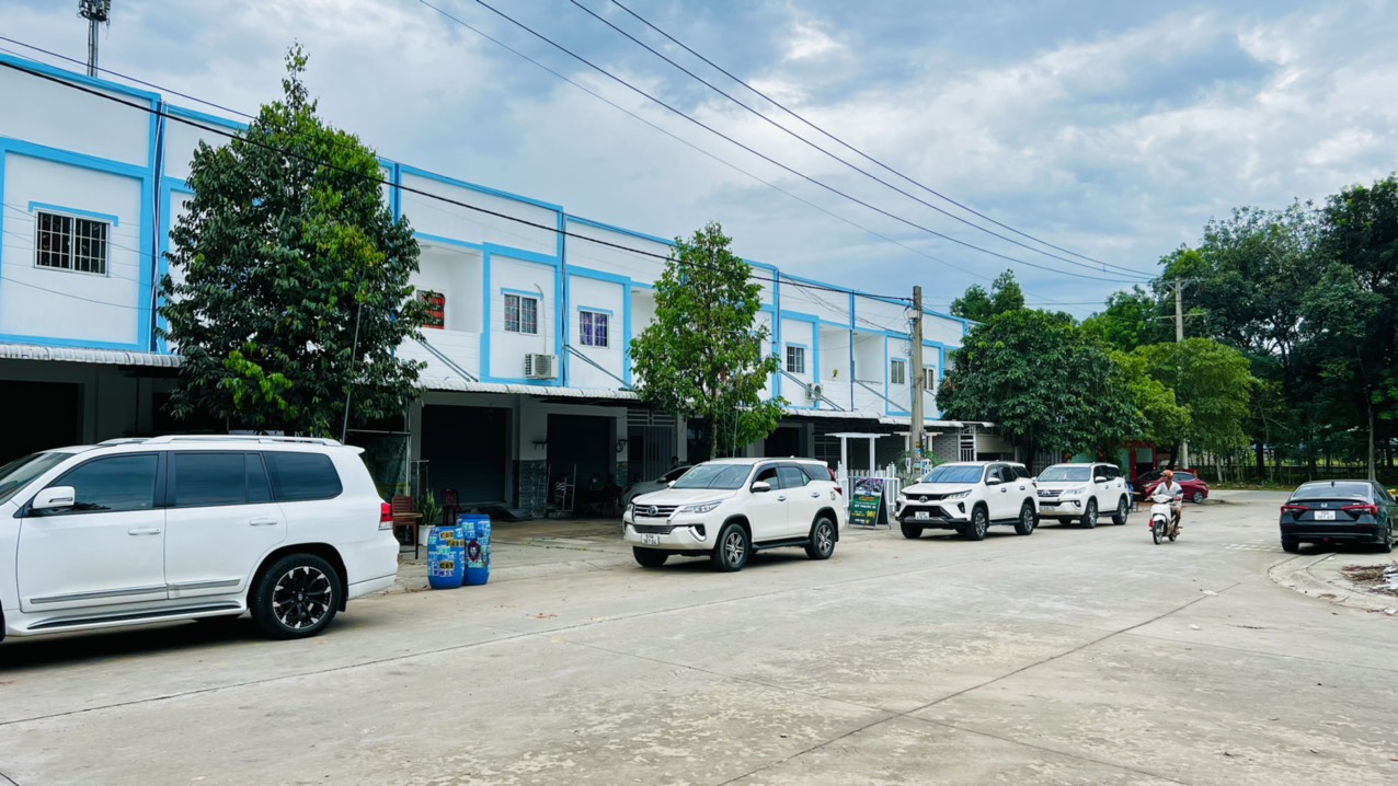 Bán nhà 300m2 Chánh Phú Hòa Bến Cát,Bình Dương chỉ 900 triệu sở hữu ngay
