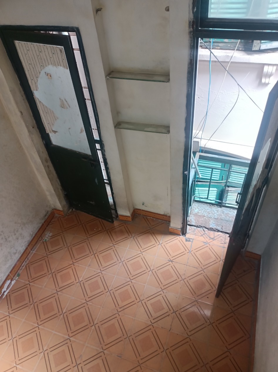 Bán Nhà Phố Khâm Thiên - Ngõ Thiên Hùng, Thoáng 2 Mặt, 30m Ra Phố DT: 7m/6 Tầng/720 Triệu