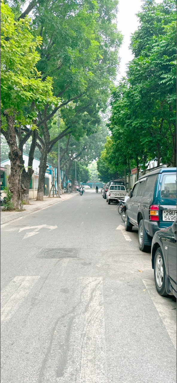 Bán nhà Nguyễn Khánh Toàn - Cầu Giấy Ô Tô - Kinh doanh - Văn Phòng - 62m2 x 4m- nhỉnh 8 tỷ