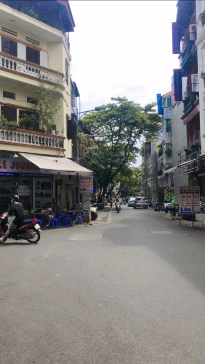 HIẾM !!! khách sạn 3SAO MP Lương Ngọc Quyến, 305m x 6 Tầng, MT siêu rộng, thang máy, dòng tiền