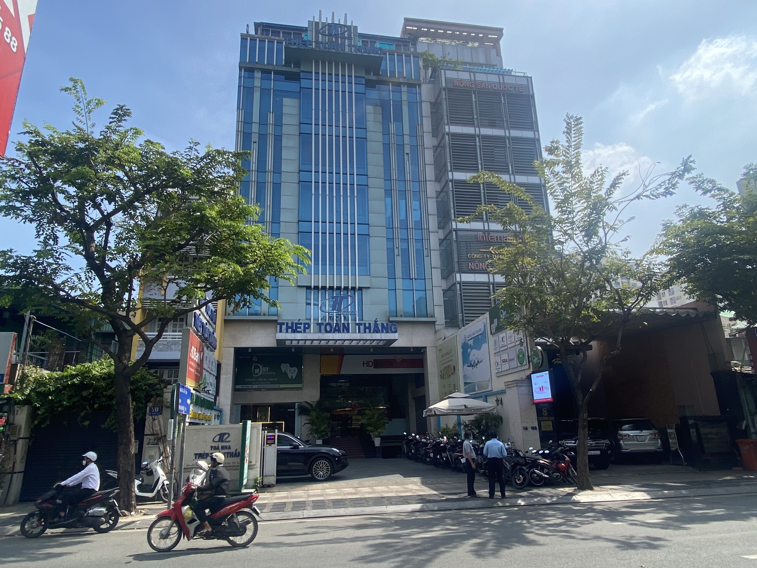 Bán tòa văn phòng MT Trường Sơn, P2, Q. Tân Bình 8,8x33m, hầm 9 tầng, công nhận 293m2