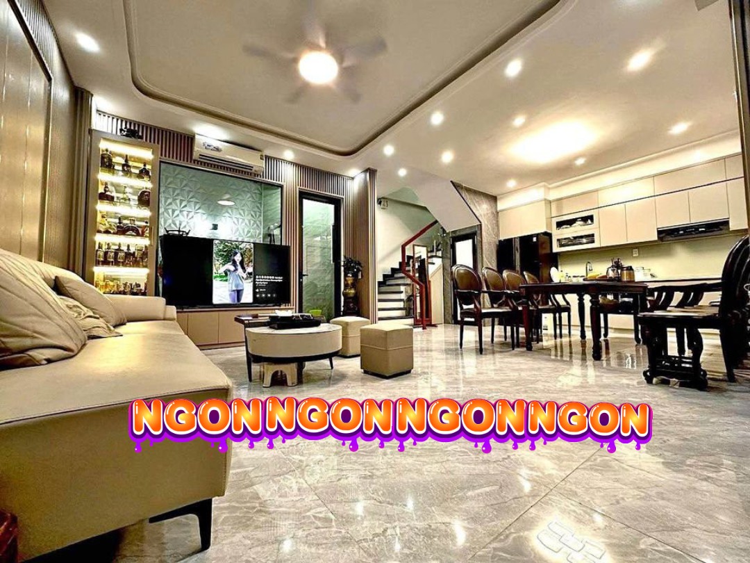 Bán nhà Dư Hàng, 50m 4 tầng GIÁ 3.9 tỉ ngay sau mặt đường, xây sang xịn