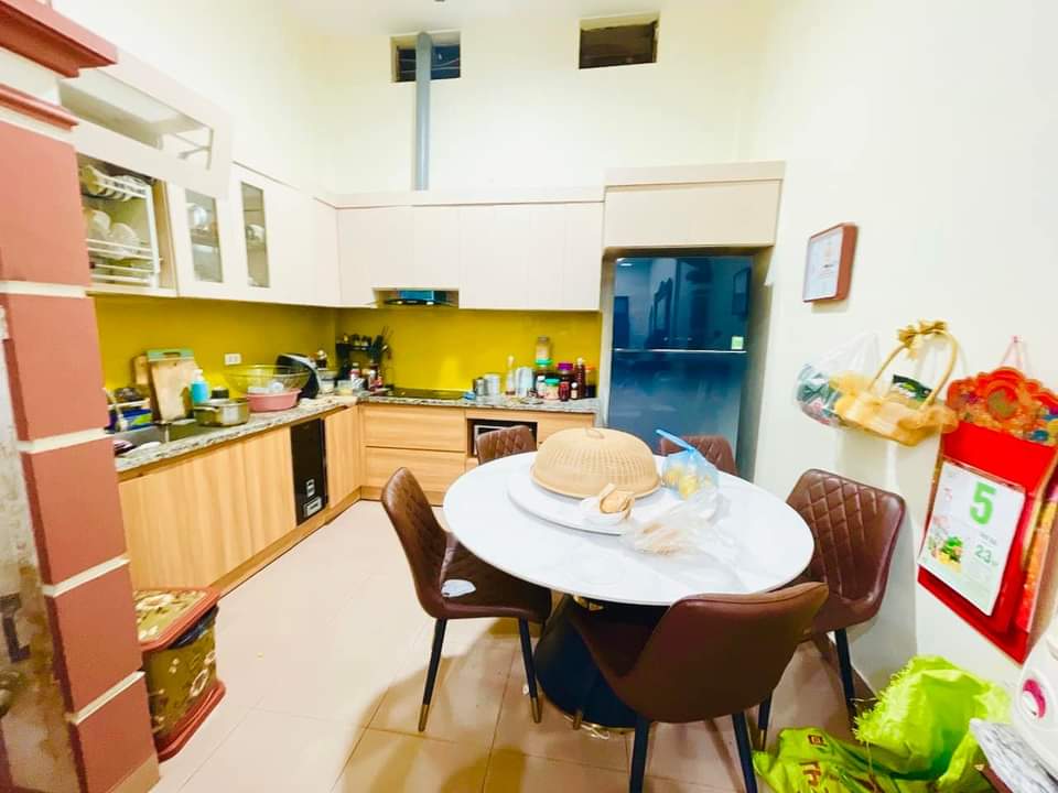 BÁN NHÀ ĐÀO TẤN, BA ĐÌNH - MẶT NGÕ - SÁT PHỐ - DÂN XÂY - 47/50M2 - 5T - 7.x ty